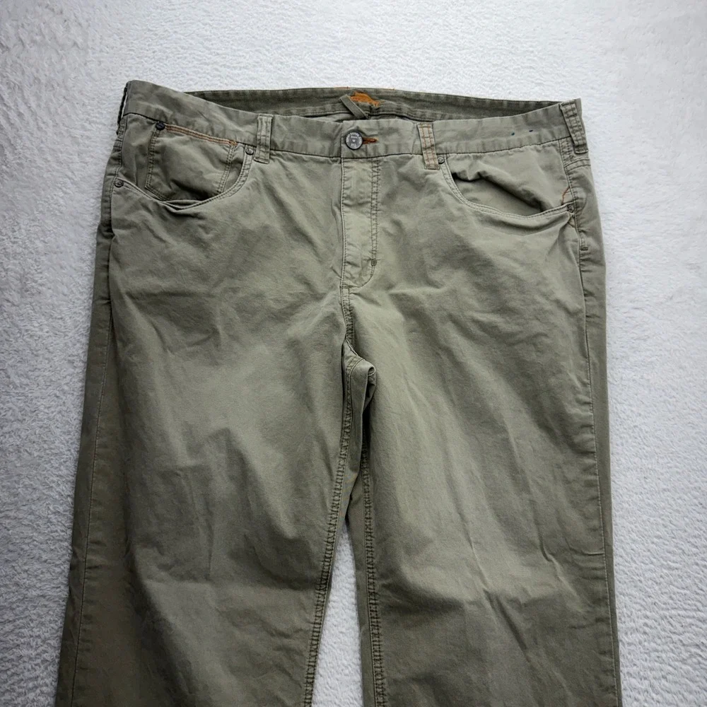 Tommy Bahama Boracay Men 42x32 Olive Green Straight 5-Pocket Chino Pants Stretch